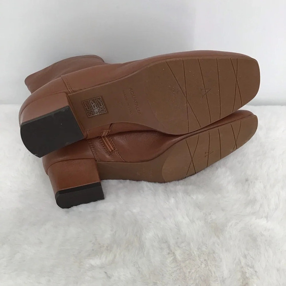 Aquatalia Selina Square Toe Leather Ankle Boots Cognac NWOT Size 8.5 - Picture 8 of 11